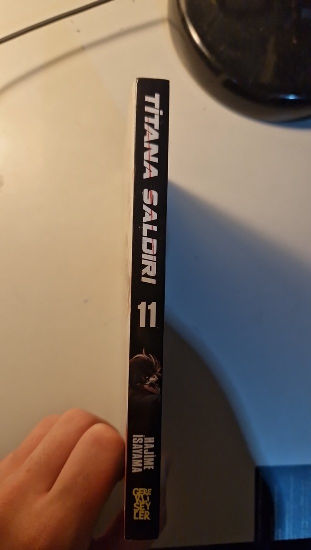 Titan Saldırı 11. Cilt - Görsel 2