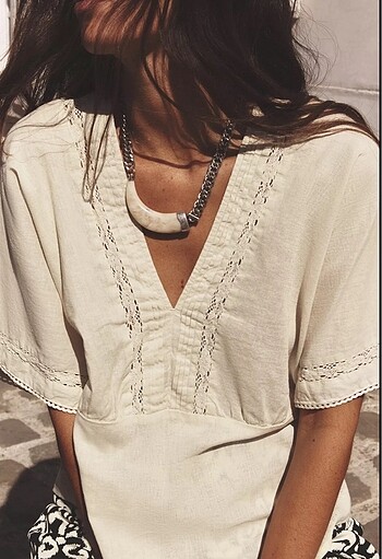 Zara şeritli top