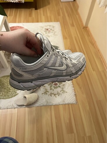 37,5 Beden Nike p6000