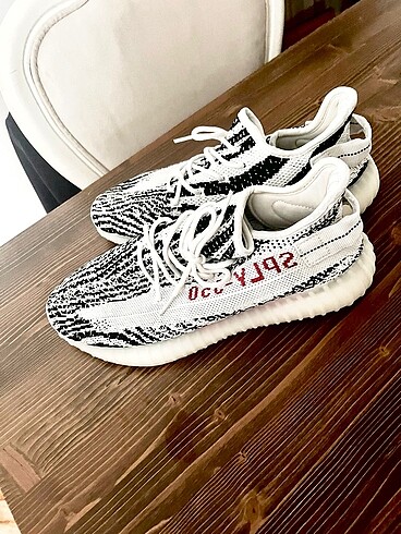 Adidas Yeezy Zebra Boost 350 V2