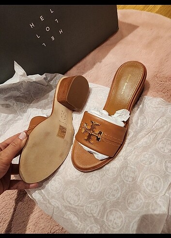 Tory Burch terlik 