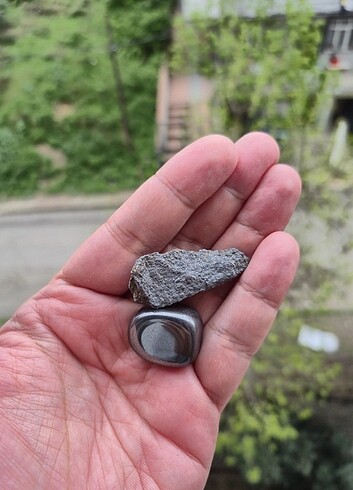 Beden Hematit Raw ve Tumbled Doğal Taş
