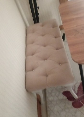Beden Bej Pastel Renkli Yüksek Sandalye