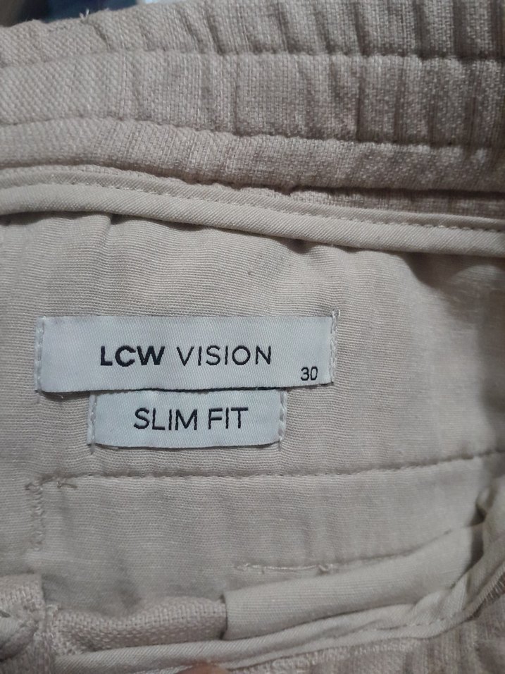 Erkek Bej Keten Kemerli Kısa Şort - Görsel 3