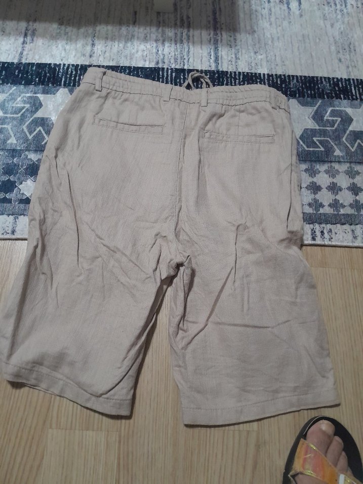 Erkek Bej Keten Kemerli Kısa Şort - Görsel 2