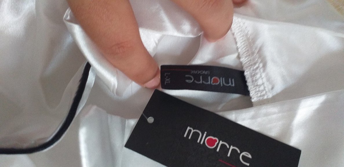 Kadın Parlak Beyaz Saten Pijama Takımı - Görsel 2