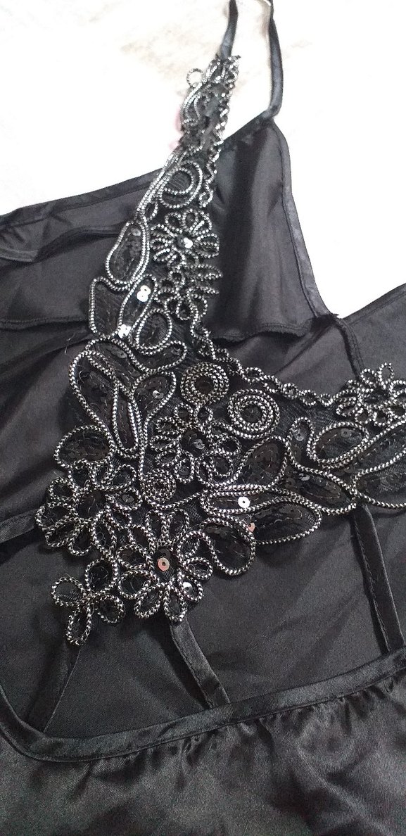 Nakışlı Siyah Gotik Askılı Gecelik - Görsel 4