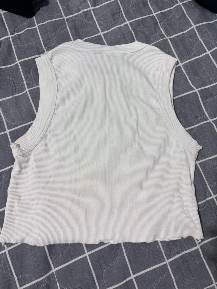 Beyaz Baskılı Kolsuz Kız Tişörtü - Görsel 2