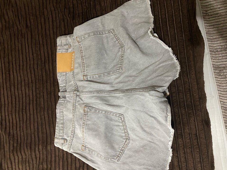 Gri Mini Payetli Kadın Denim Şort - Görsel 2