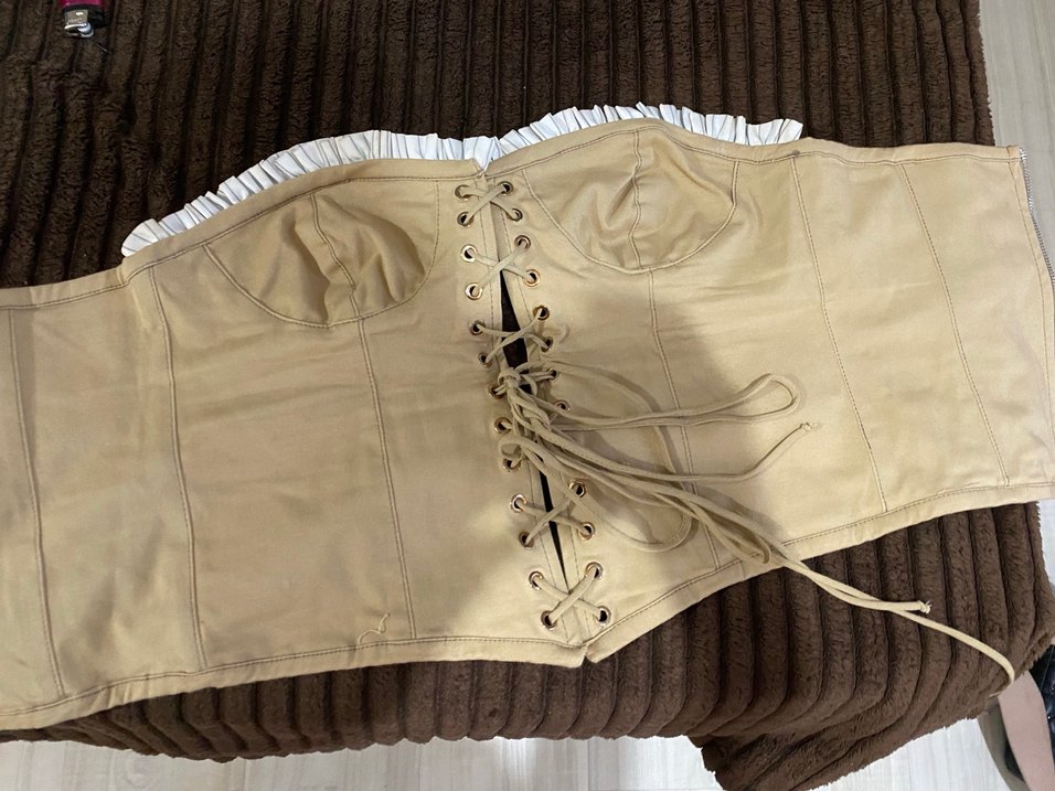 Bej Deri Straplez Fırfırlı Büstiyer - Görsel 2