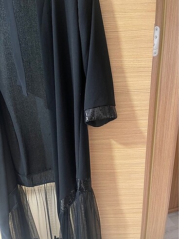 m Beden Abaya