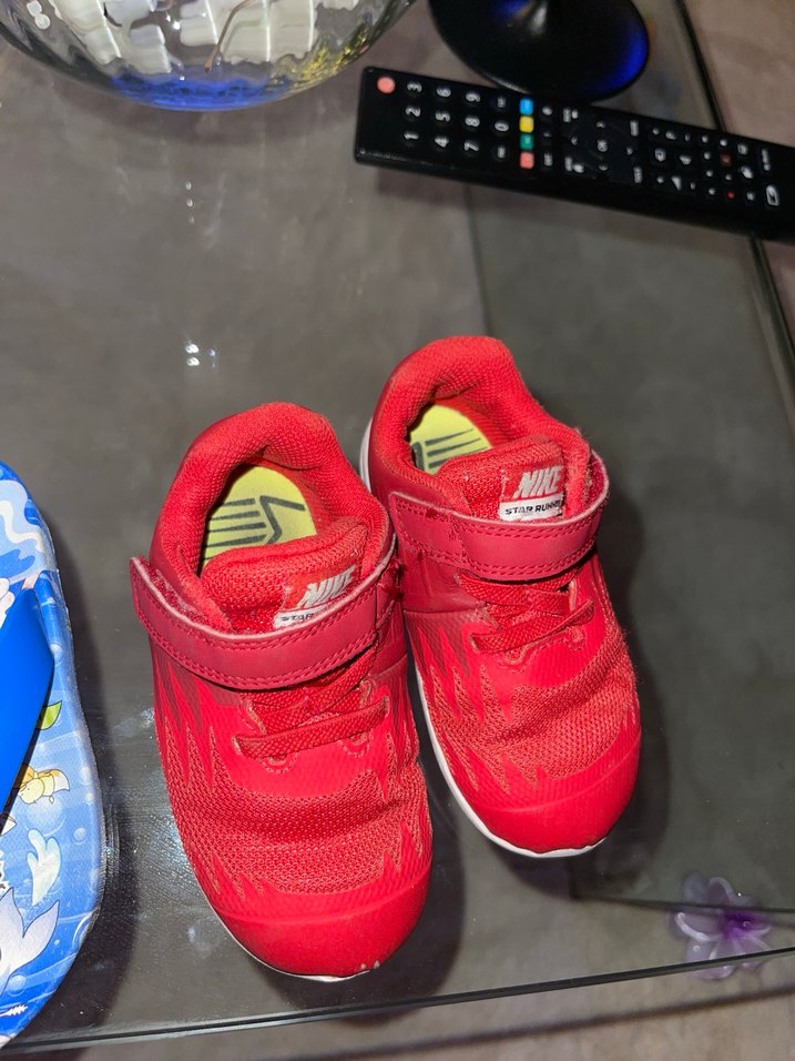 Kız Çocuk Kırmızı Cırtlı Spor Ayakkabı - Görsel 2