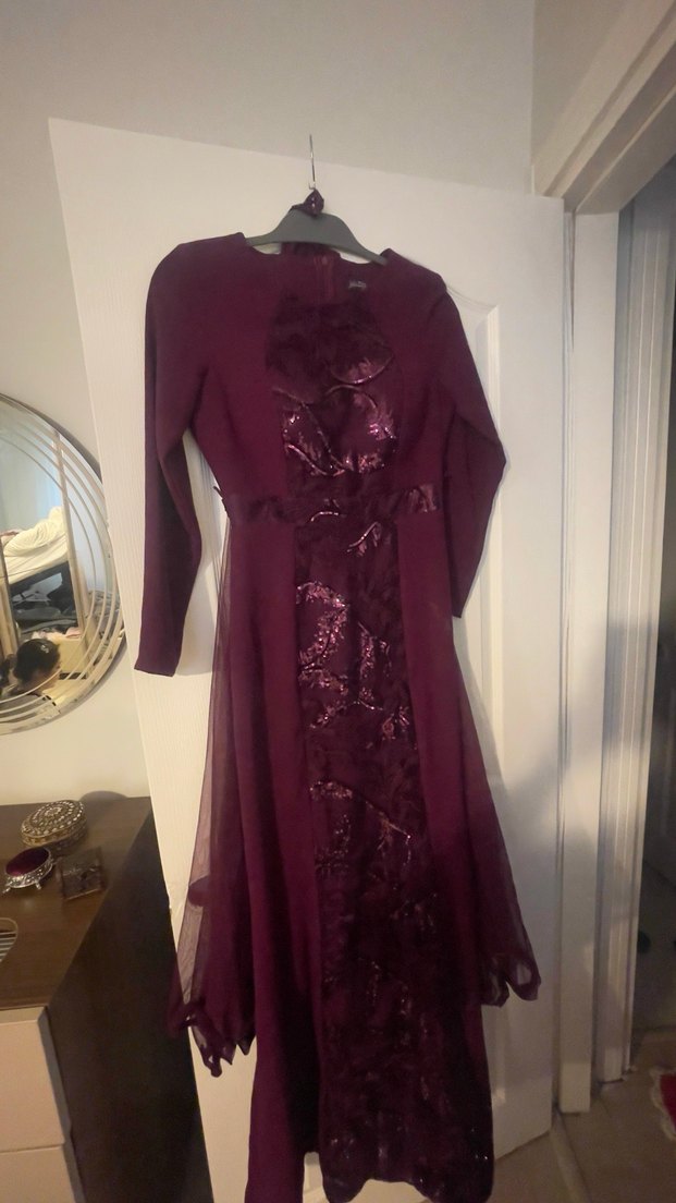 Bordo Uzun Kollu İşlemeli Abiye Elbise - Görsel 2