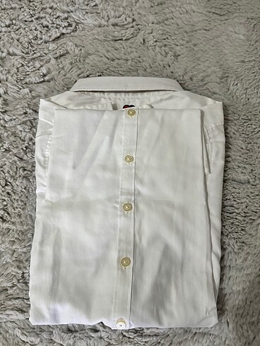 36 Beden Tommy hilfiger gömlek