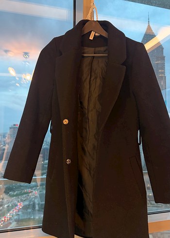 H&M Siyah Kaban