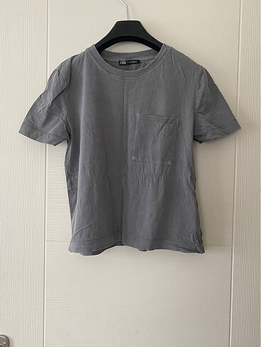 Zara T-Shirt