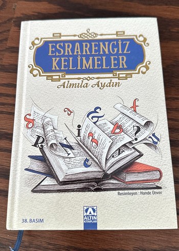 Esrarengiz Kelimeler - Almila Aydın