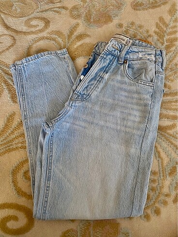 Stradivaris jean