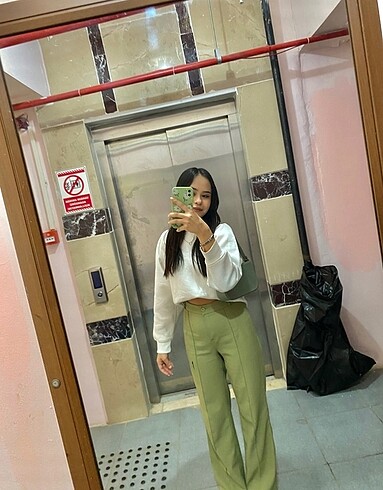 Trendyolmilla yeşil kumaş pantolon