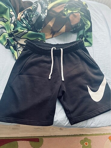 Nike şort