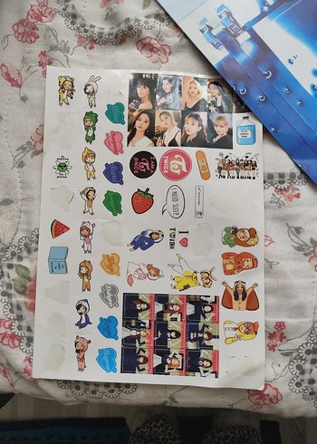 Sticker ve K-pop Fotoğraf Sayfası - Görsel 3