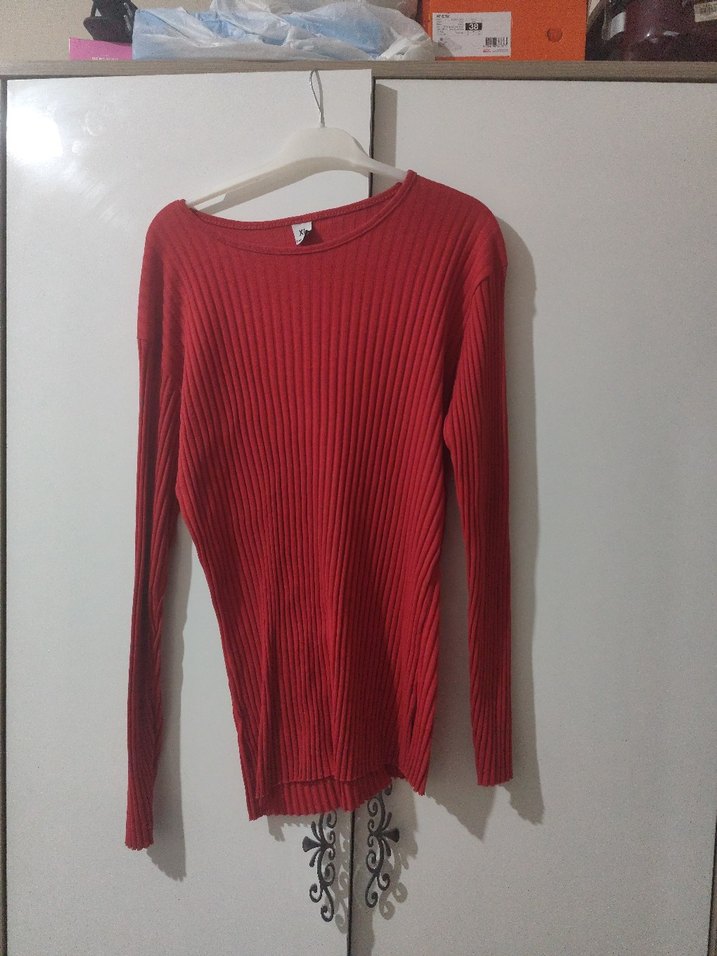 Siyah V Yaka Dantelli Midi Gotik Elbise,Kazak ve Tişört Seti - Görsel 2