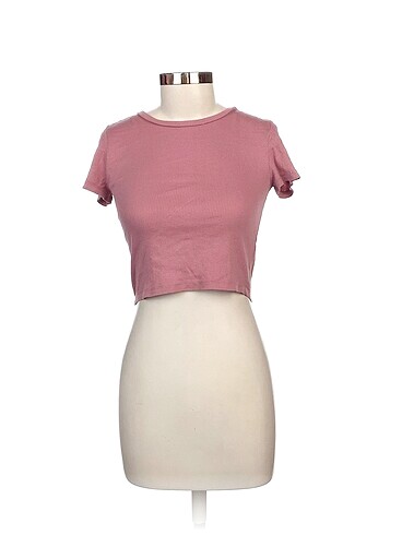 H&M T-shirt %70 İndirimli.