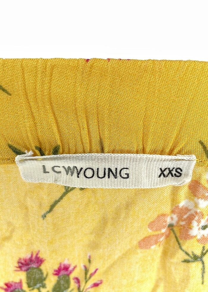 LC Waikiki Kısa Tulum %70 İndirimli. - Görsel 4