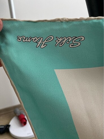  Beden Silk home twill ipek eşarp