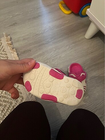 LC Waikiki kız bebek 21 terlik