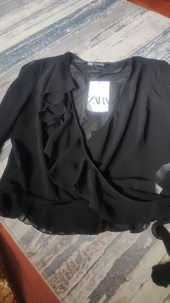Zara Bluz saten