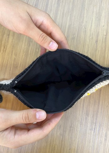  El Örgüsü Ayçiçeği Desenli Bohem Cüzdan