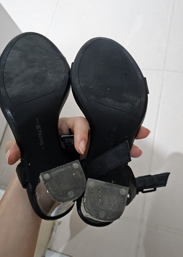 Bershka topuklu ayakkabı - Görsel 3