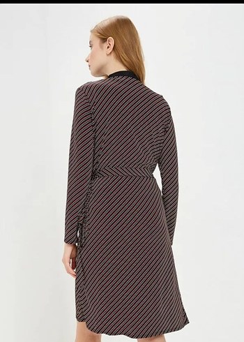 Bordo Çizgili V Yaka Midi Elbise - Görsel 3