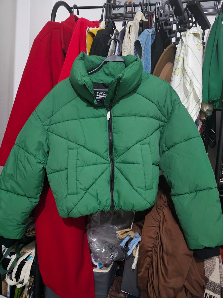 Kısa Kesim Yeşil Kadın Kışlık Mont - Görsel 3