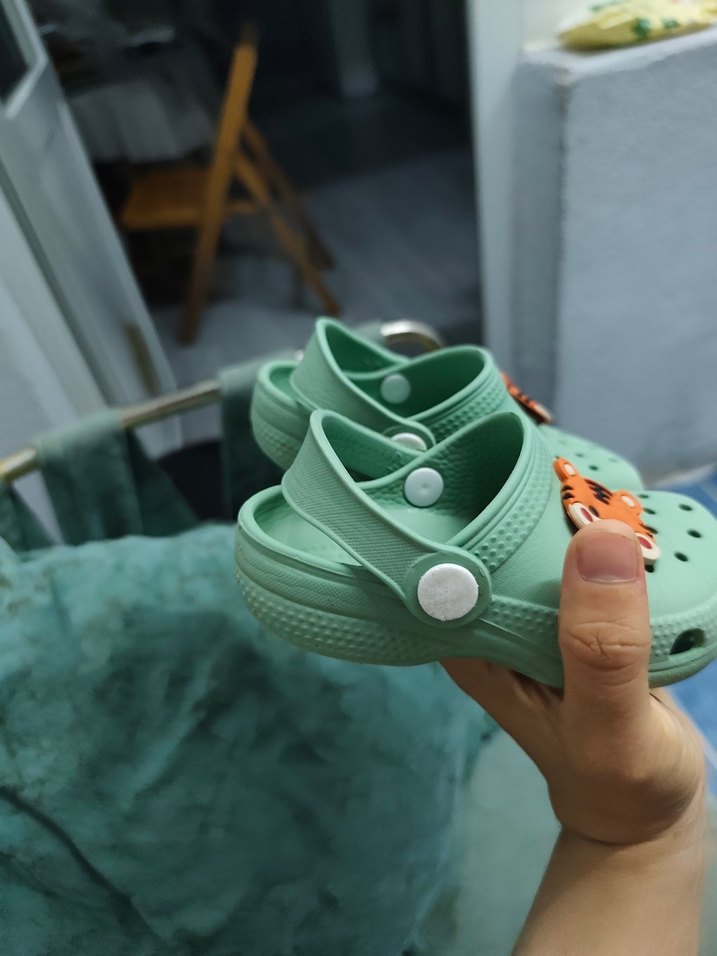 Yeşil Leopar Desenli Erkek Çocuk Terliği - Görsel 2