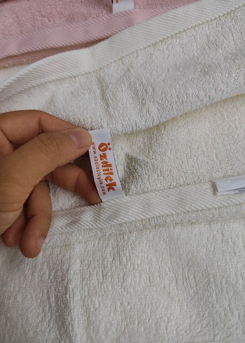 Nakışlı beyaz ve pastel havlu seti - Görsel 6