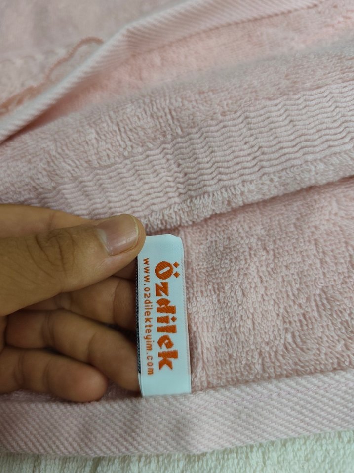 Nakışlı beyaz ve pastel havlu seti - Görsel 4