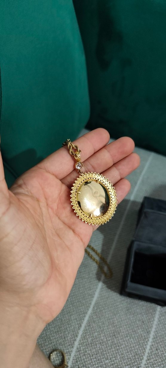 Uzun Zincirli İşlemeli Altın Kadın Kolye - Görsel 4