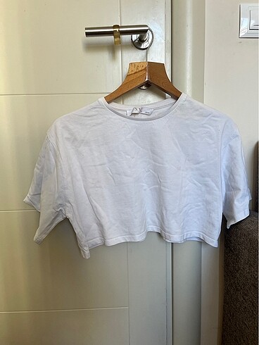 Beyaz Crop Tshirt