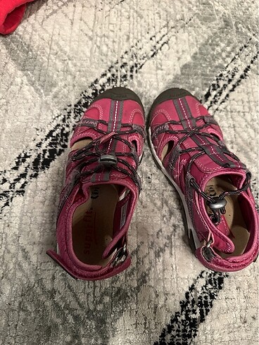 31 Beden Superfit pembe kız çocuk sandalet
