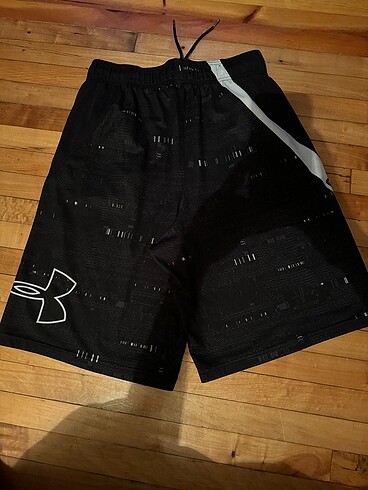 Under armour şort