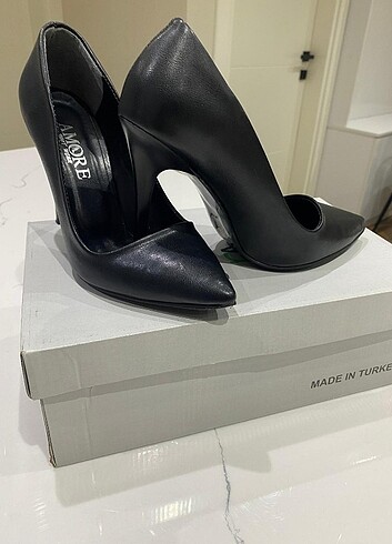 37 Beden siyah Renk Stiletto