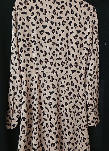 l Beden Bershka Leopar Desenli Mini Gömlek Elbise