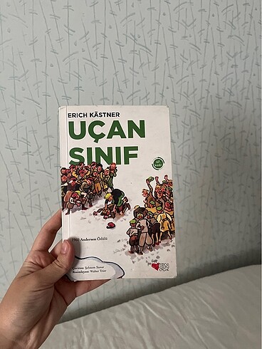Uçan Sınıf Çocuk Kitabı
