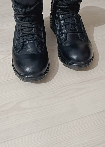 Özkan marka 42 numara siyah erkek botu - Görsel 4