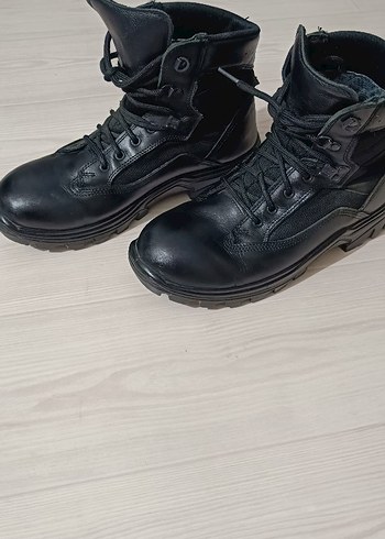 Özkan marka 42 numara siyah erkek botu - Görsel 2