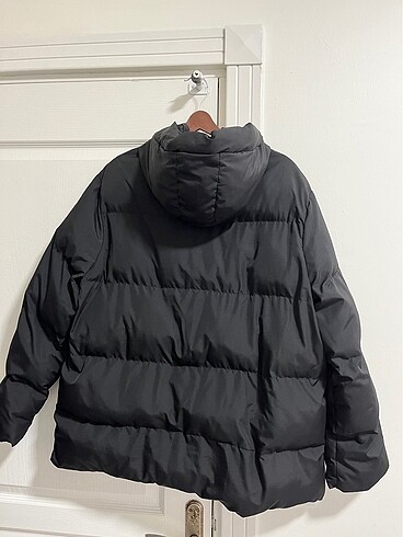 xl Beden siyah Renk şişme mont