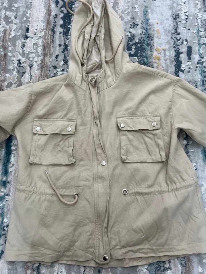 Düğmeli Kapüşonlu Bej Keten Kadın Ceket - Görsel 4