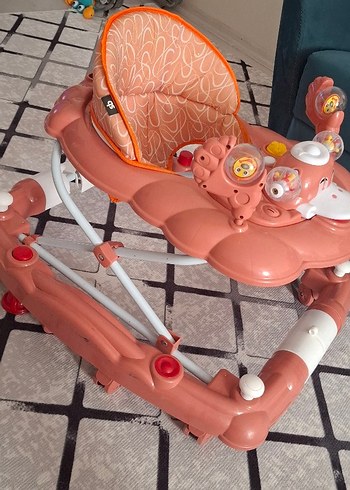 Fisher Price Renkli yavruağzı Bebek Yürüteci